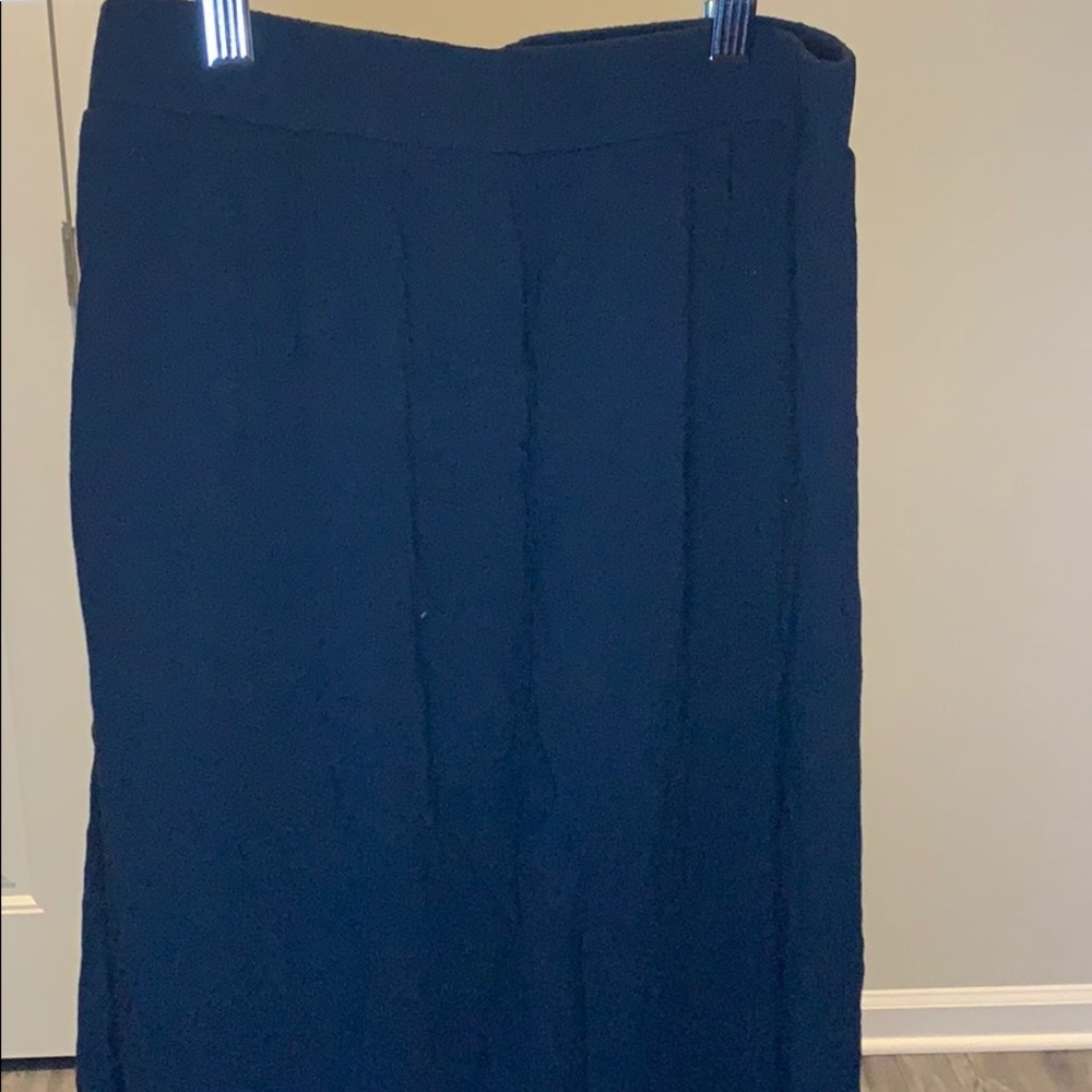 Black skirt